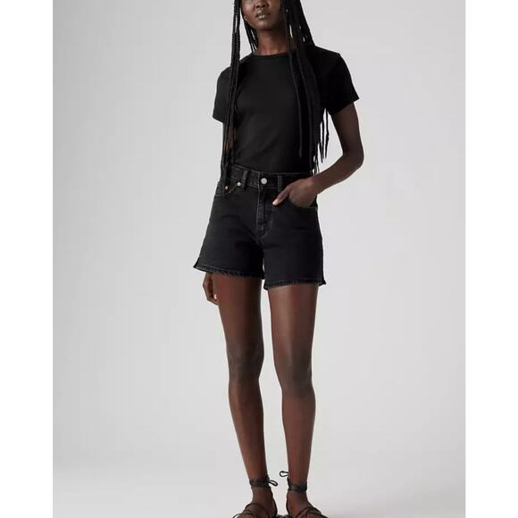 New Levis Women's A-Line Shorts Mid Rise Black Medium Stretch Plus Size 34 - Picture 1 of 13